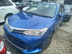 Toyota Corolla Fielder 2020 Blue