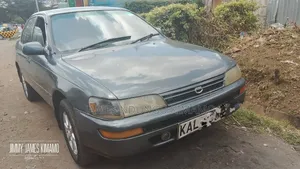 Toyota Corolla 2000 Green