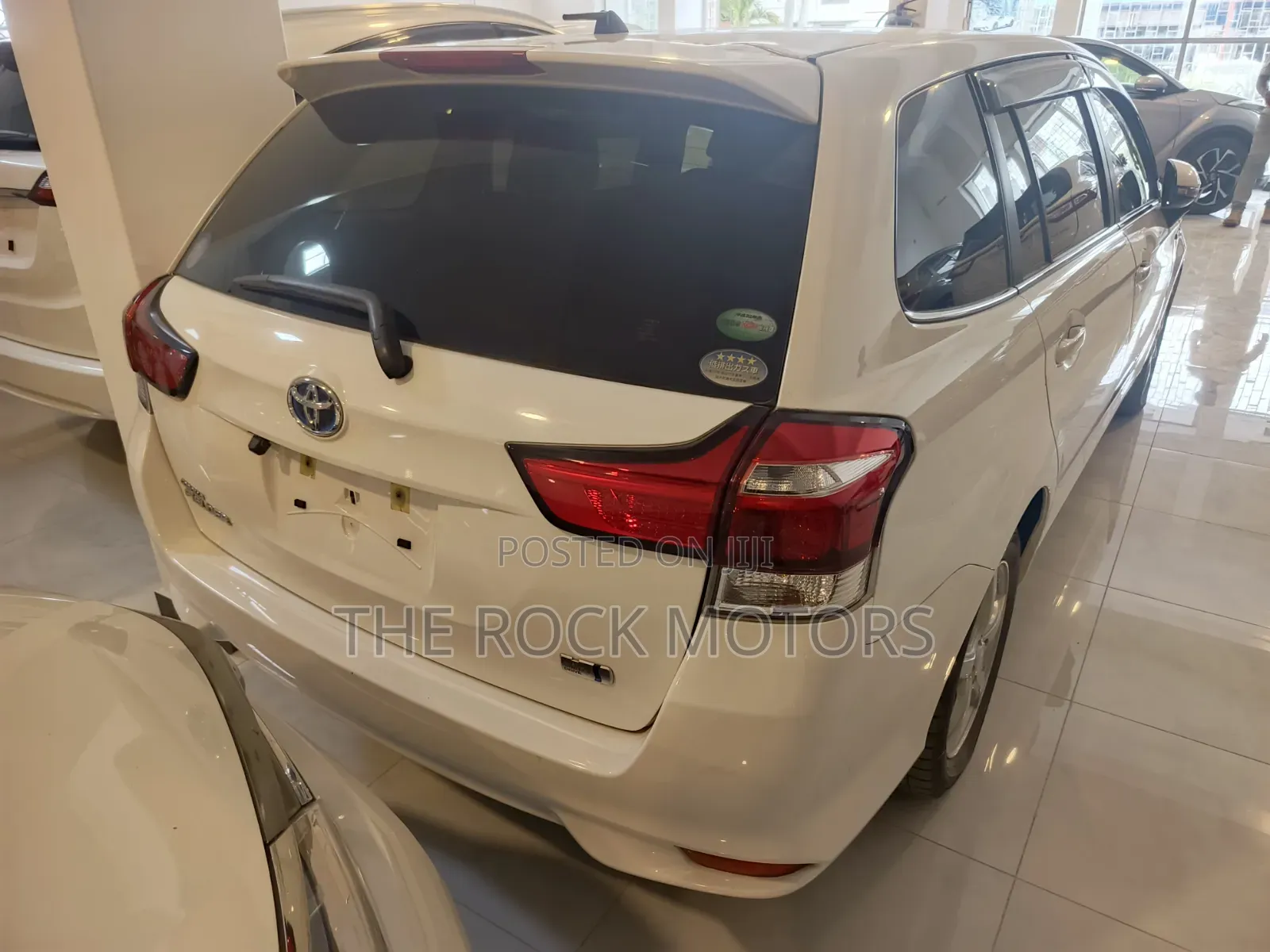 Toyota Corolla Fielder 2020 White
