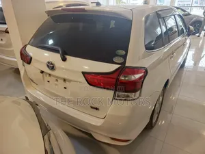 Toyota Corolla Fielder 2020 White