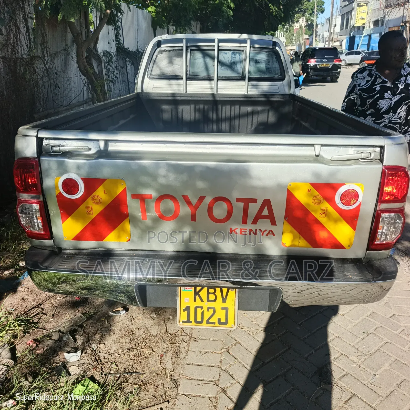 Toyota Hilux 2013 Silver
