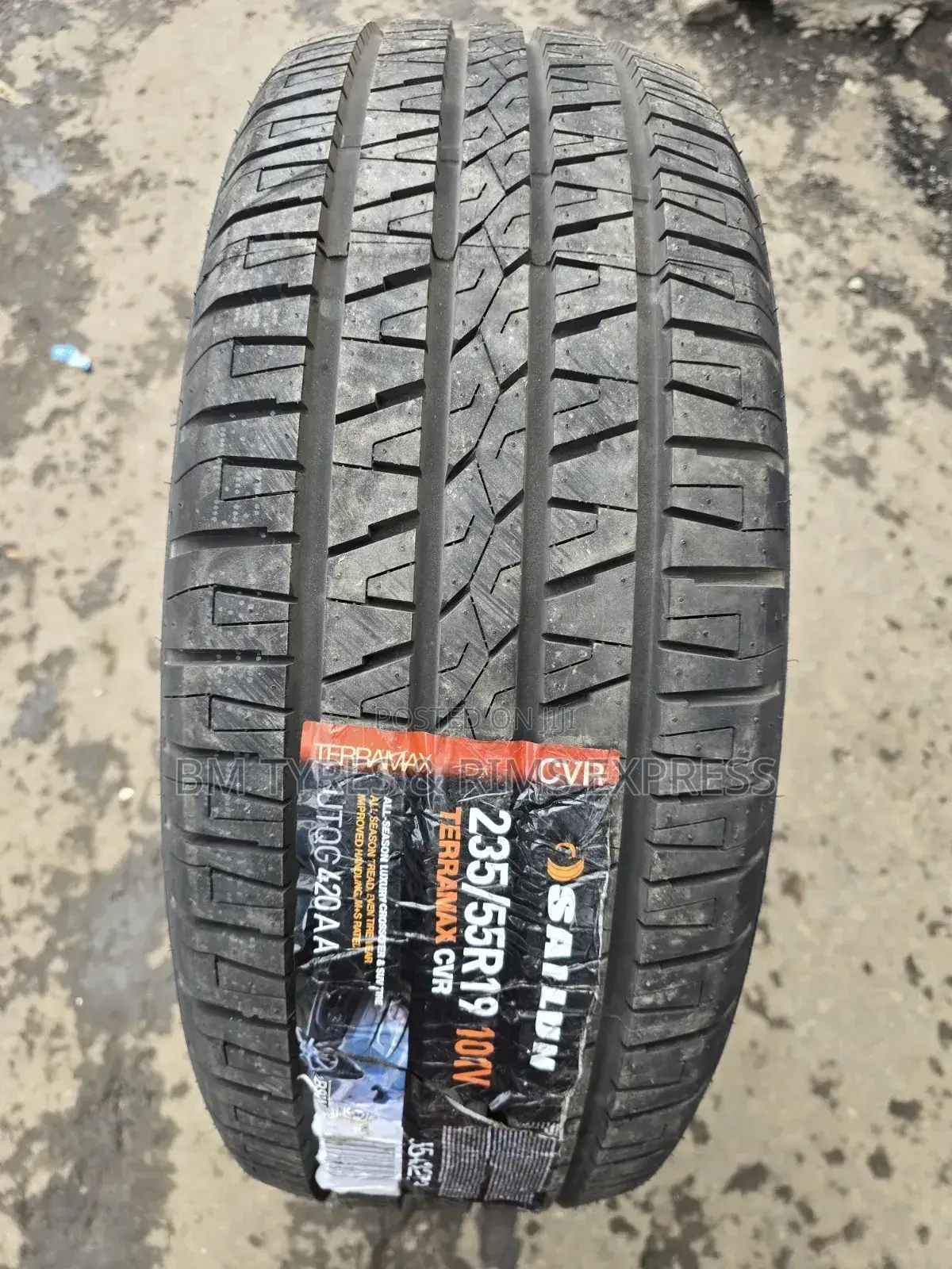 235 /55 R19 Sailun Tyres.
