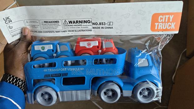City Truck" Transporter Toy Set ( With 2 Small Trucks)