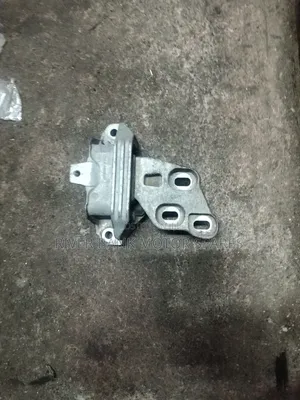 Mercedes Benz W176) W256) Gear Box Mountain