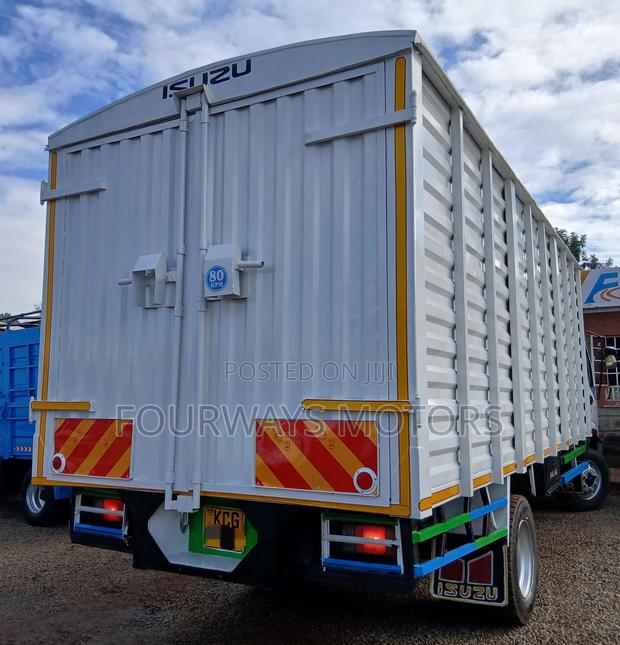 Isuzu FRR 2015 - thumbnail 3