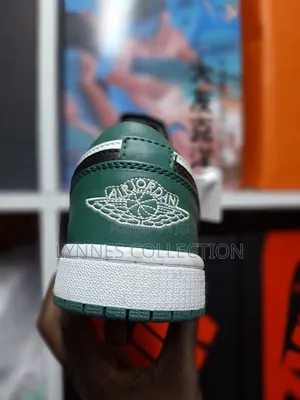 Air Jordan 1low-Green Toe