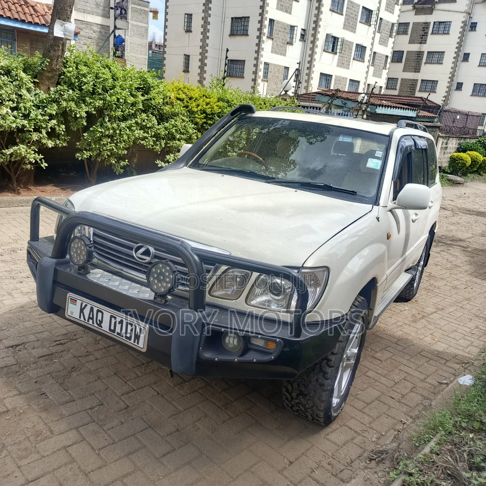 Lexus GX 470 Sport Utility 2005 White