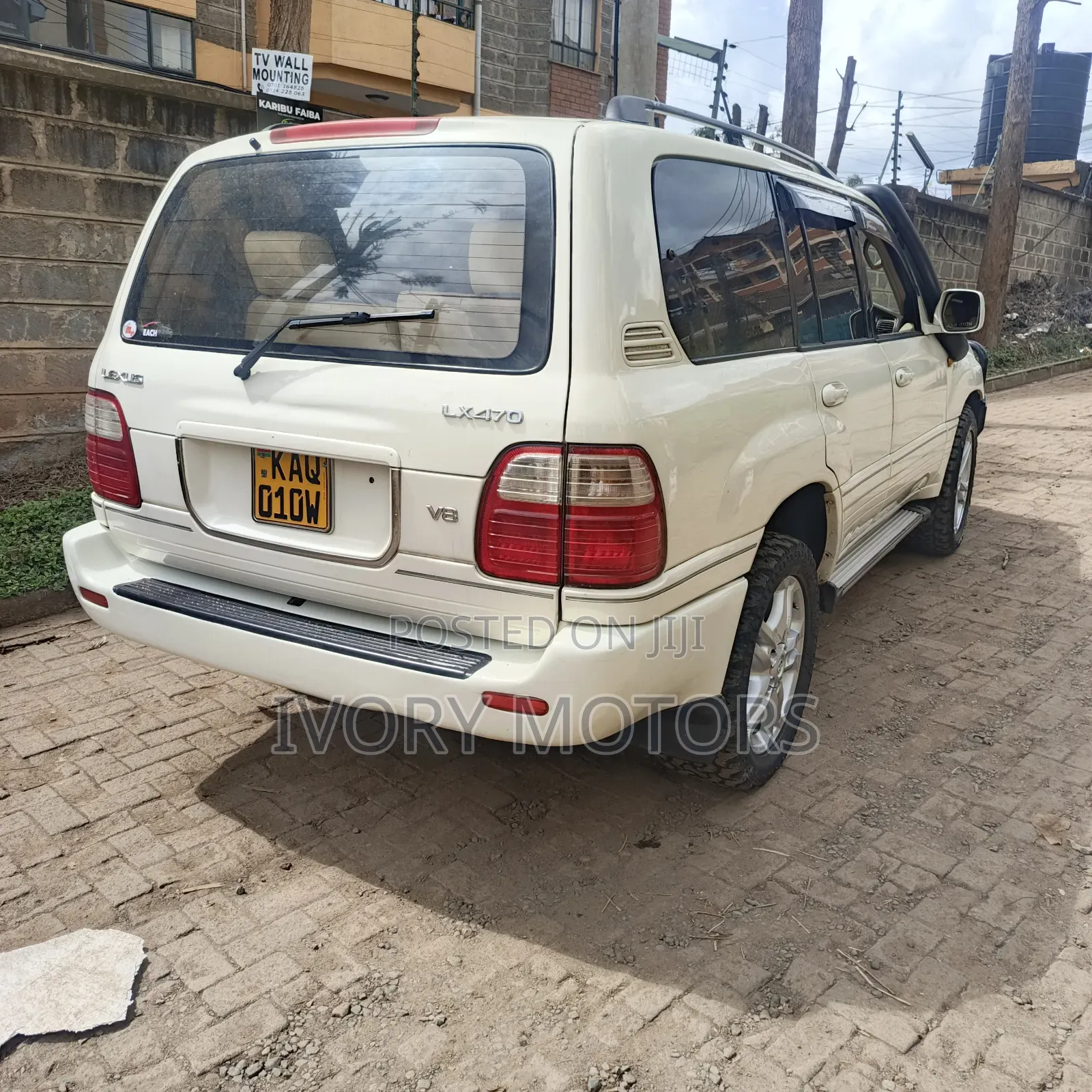 Lexus GX 470 Sport Utility 2005 White