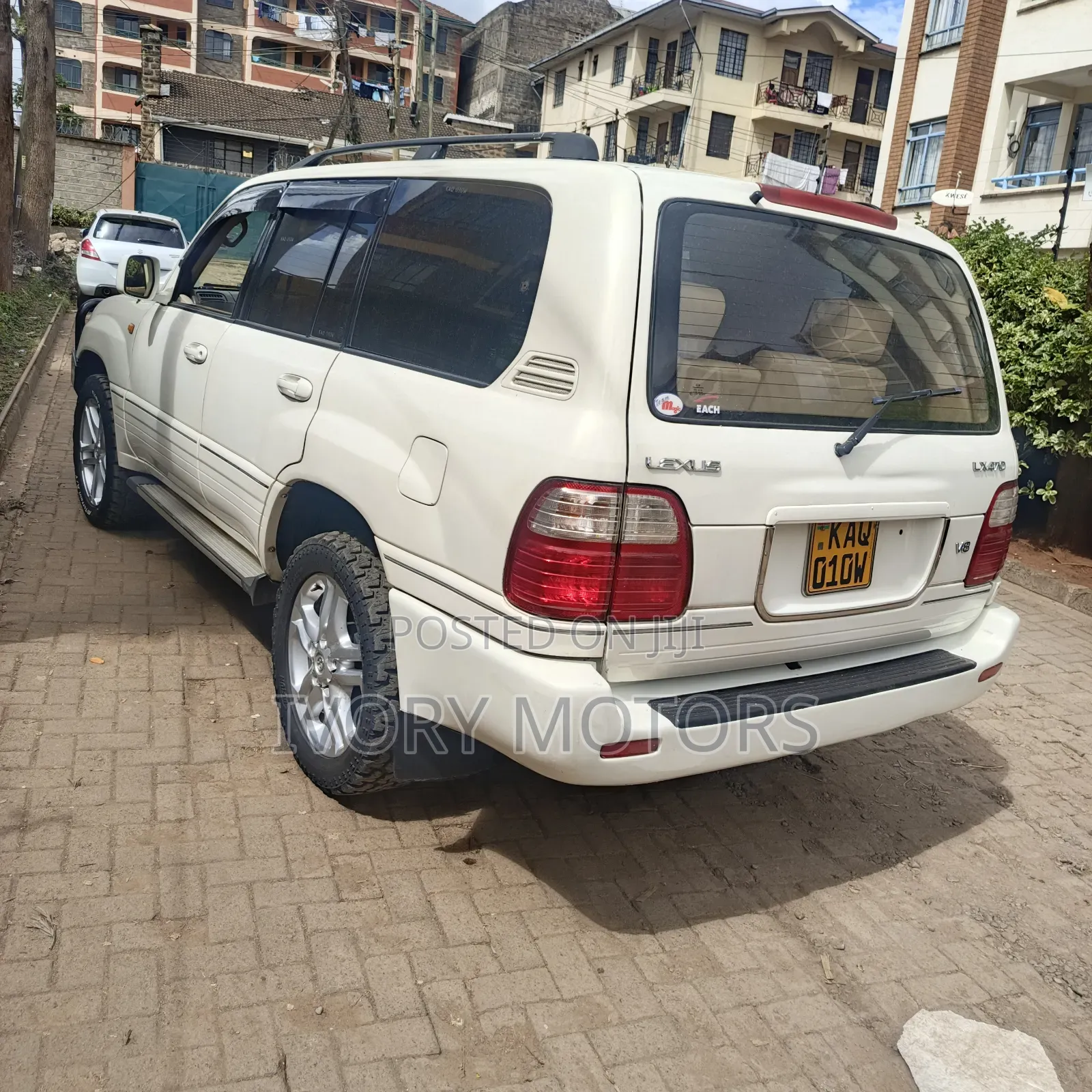 Lexus GX 470 Sport Utility 2005 White