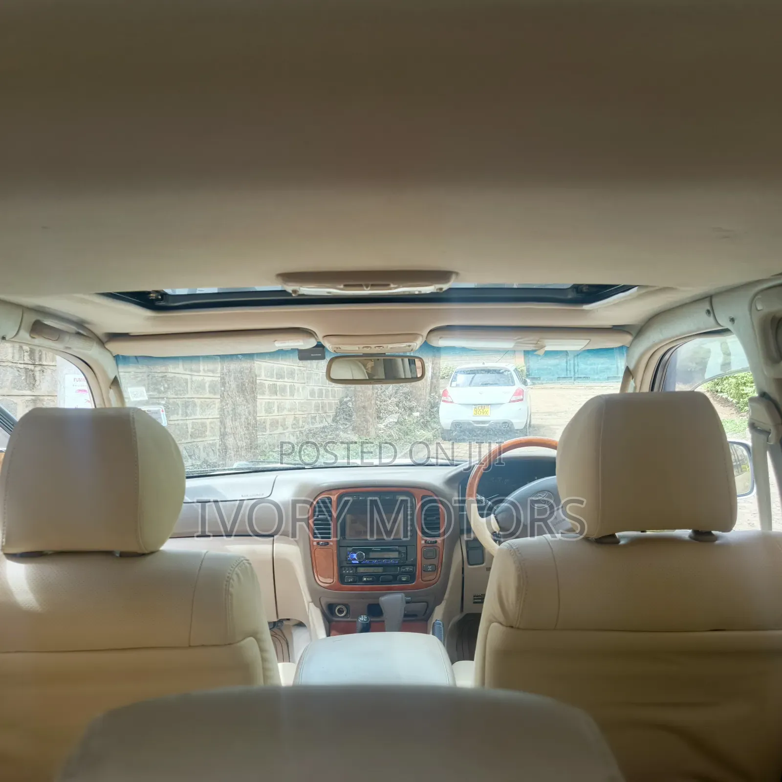 Lexus GX 470 Sport Utility 2005 White