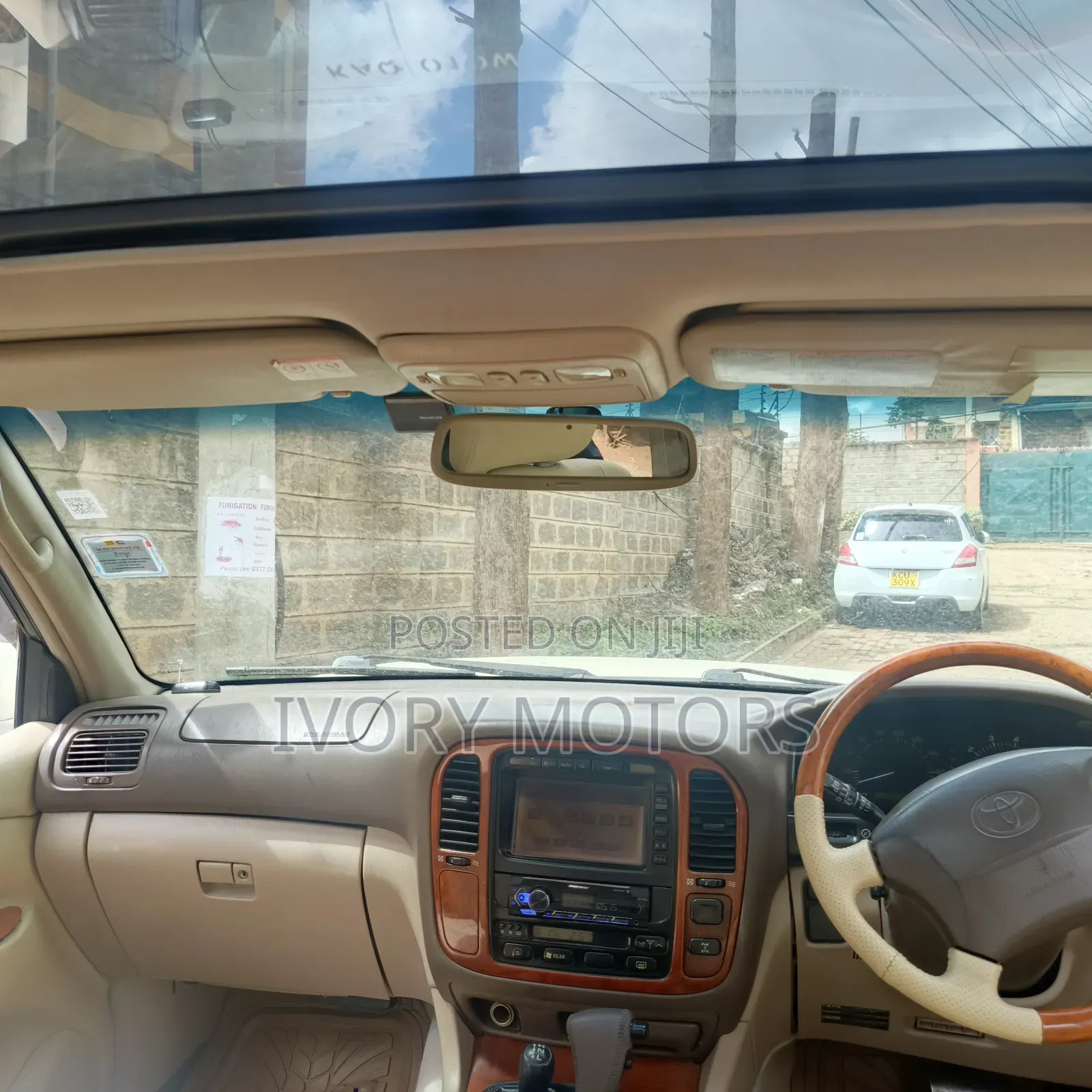 Lexus GX 470 Sport Utility 2005 White
