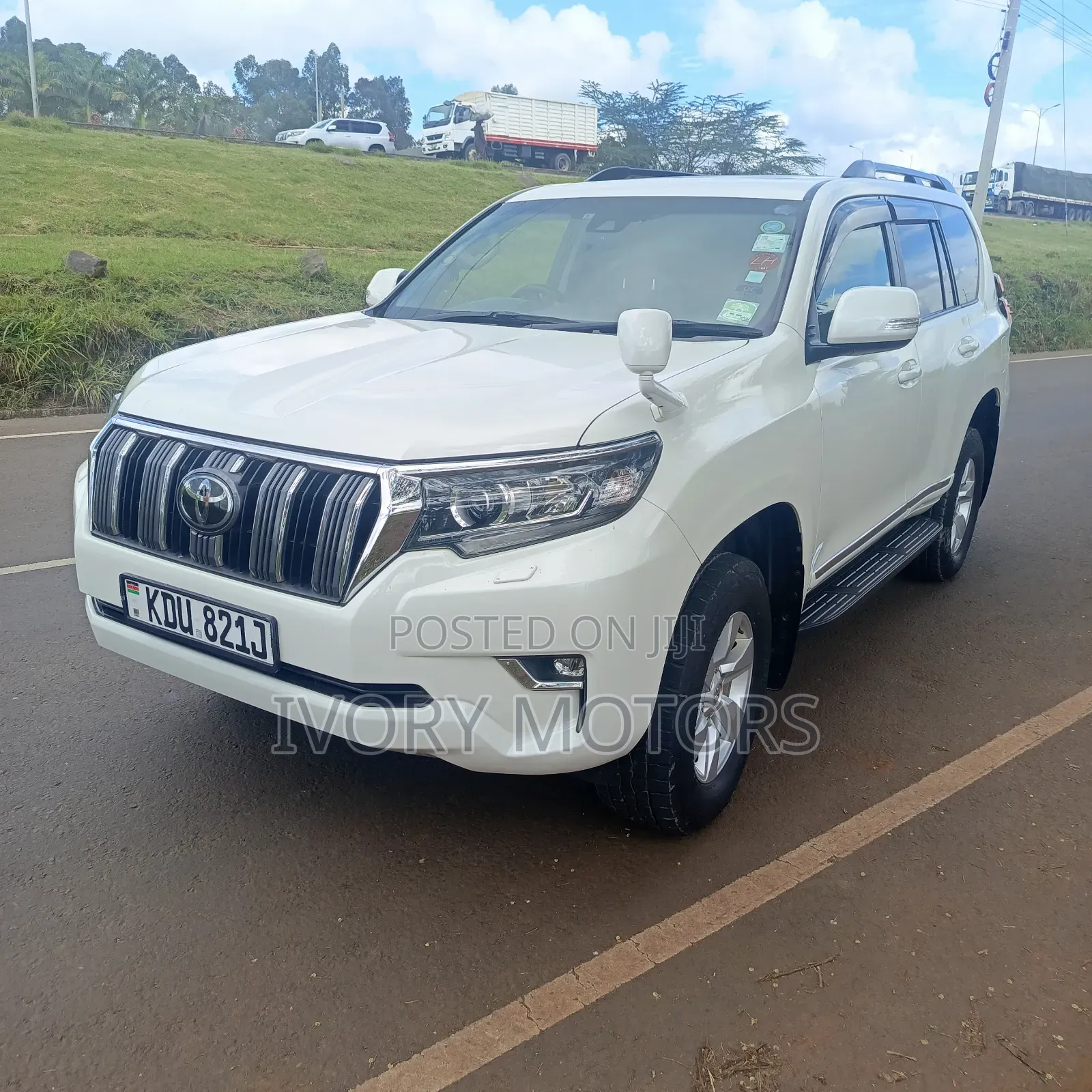 Toyota Land Cruiser Prado 2.8 2017 White