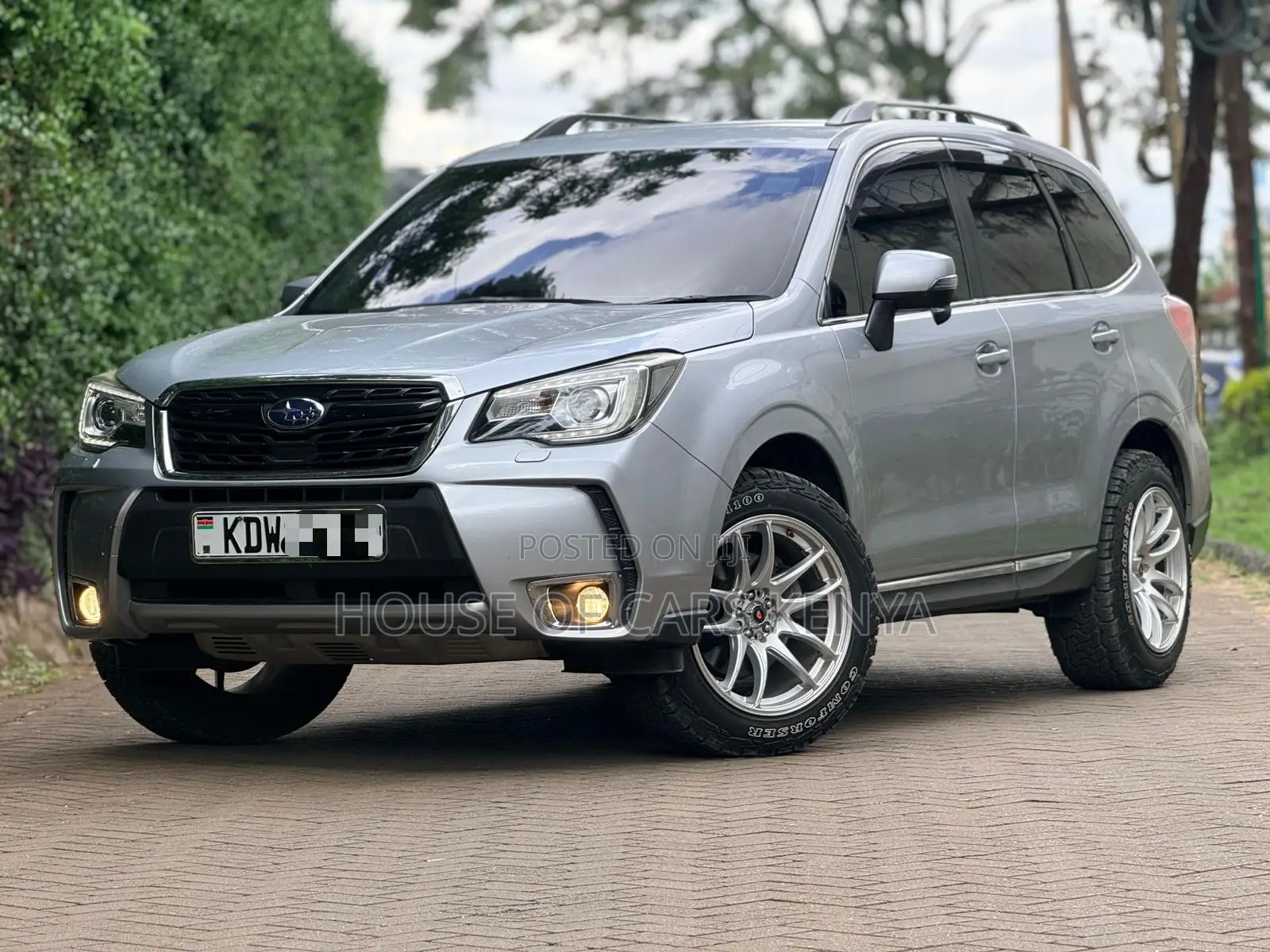 Subaru Forester 2019 Silver
