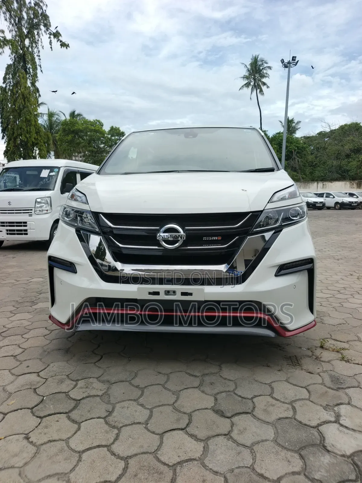 Nissan Serena 2019 White