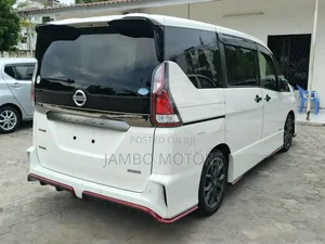 Nissan Serena 2019 White