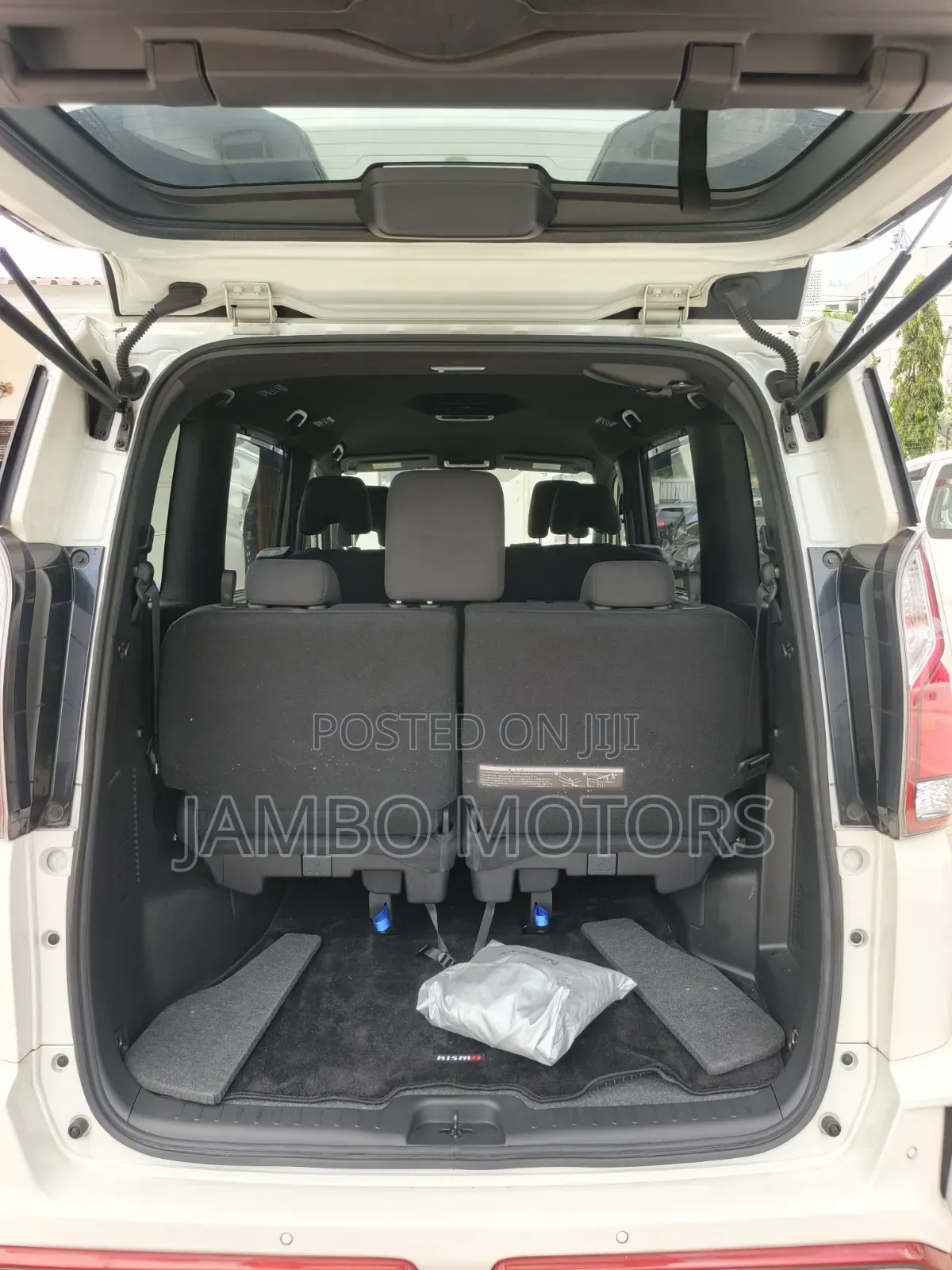 Nissan Serena 2019 White