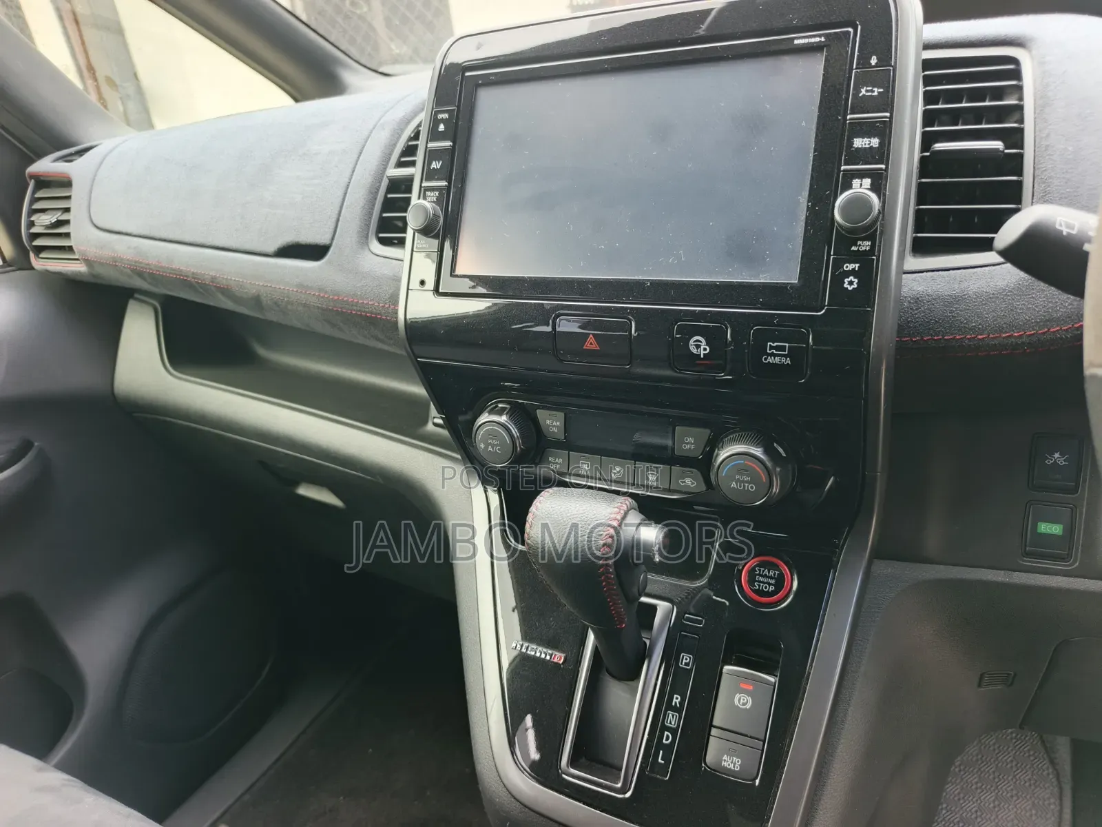 Nissan Serena 2019 White