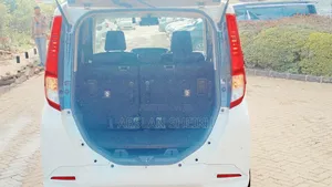 Toyota Roomy 2019 White