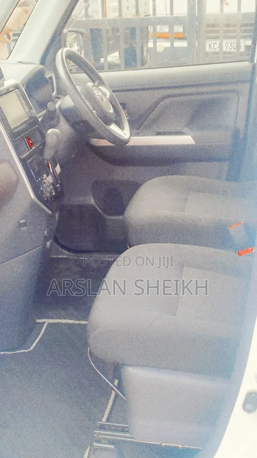 Toyota Roomy 2019 White