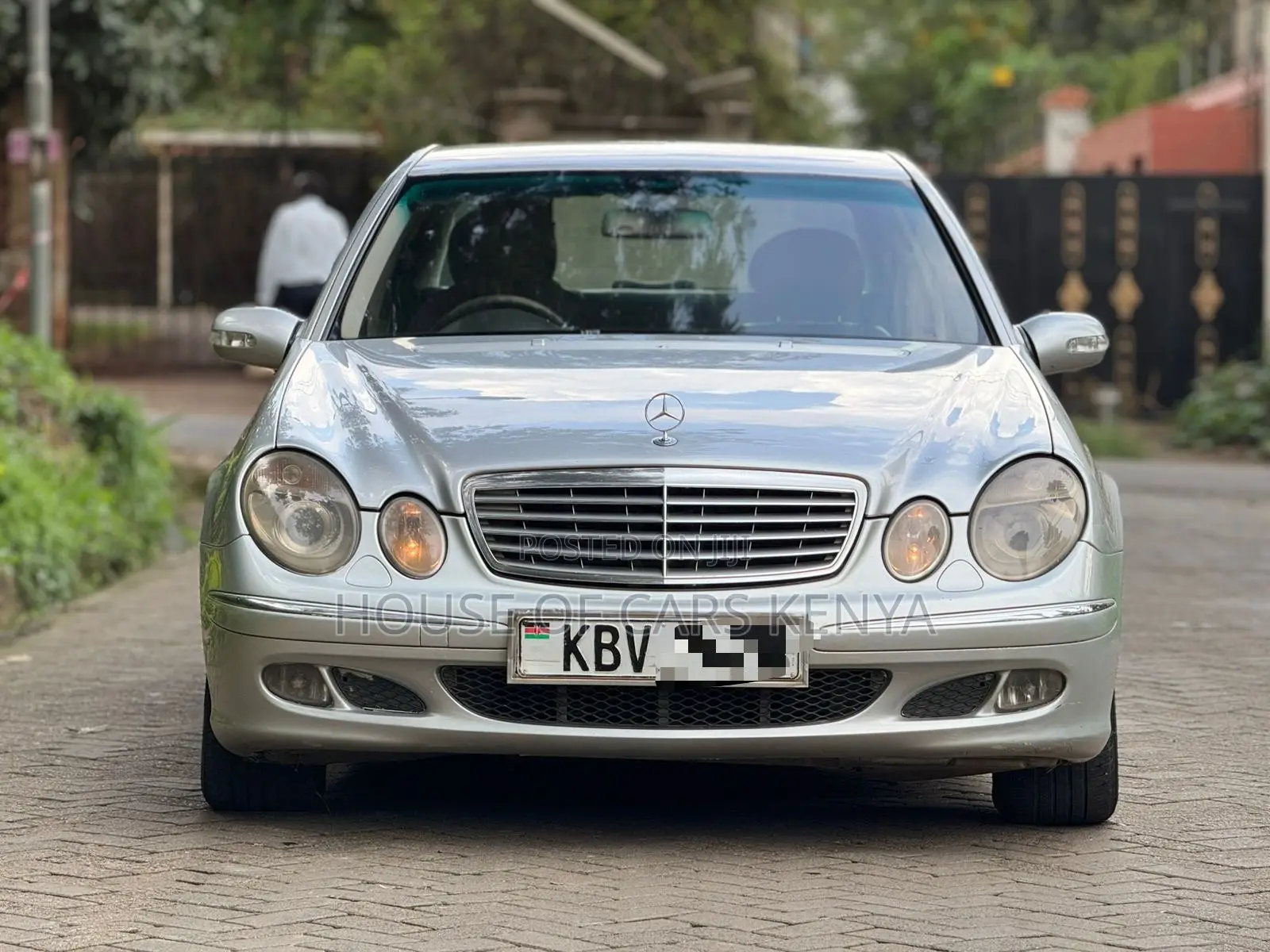 Mercedes-Benz E200 2006 Silver