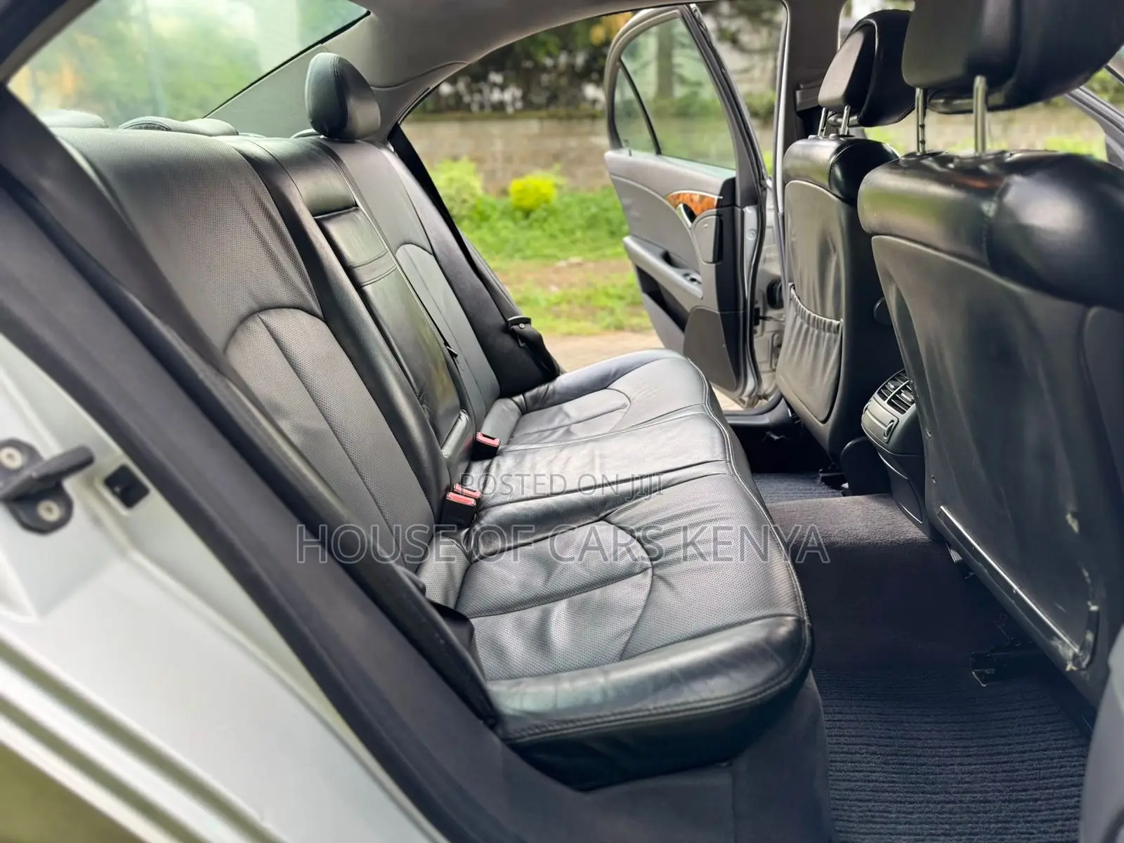 Mercedes-Benz E200 2006 Silver