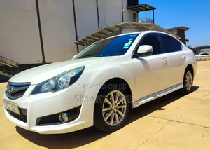 Subaru Legacy 2012 White