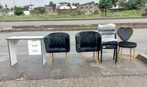 Black Salon Set