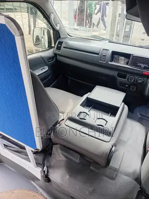 Toyota Quantum 2019 White