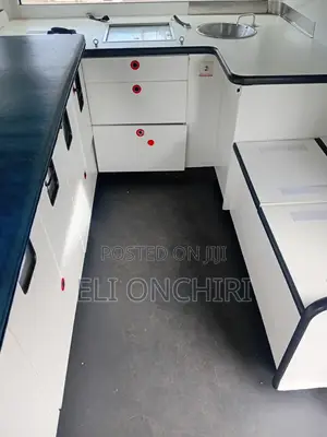 Toyota Quantum 2019 White