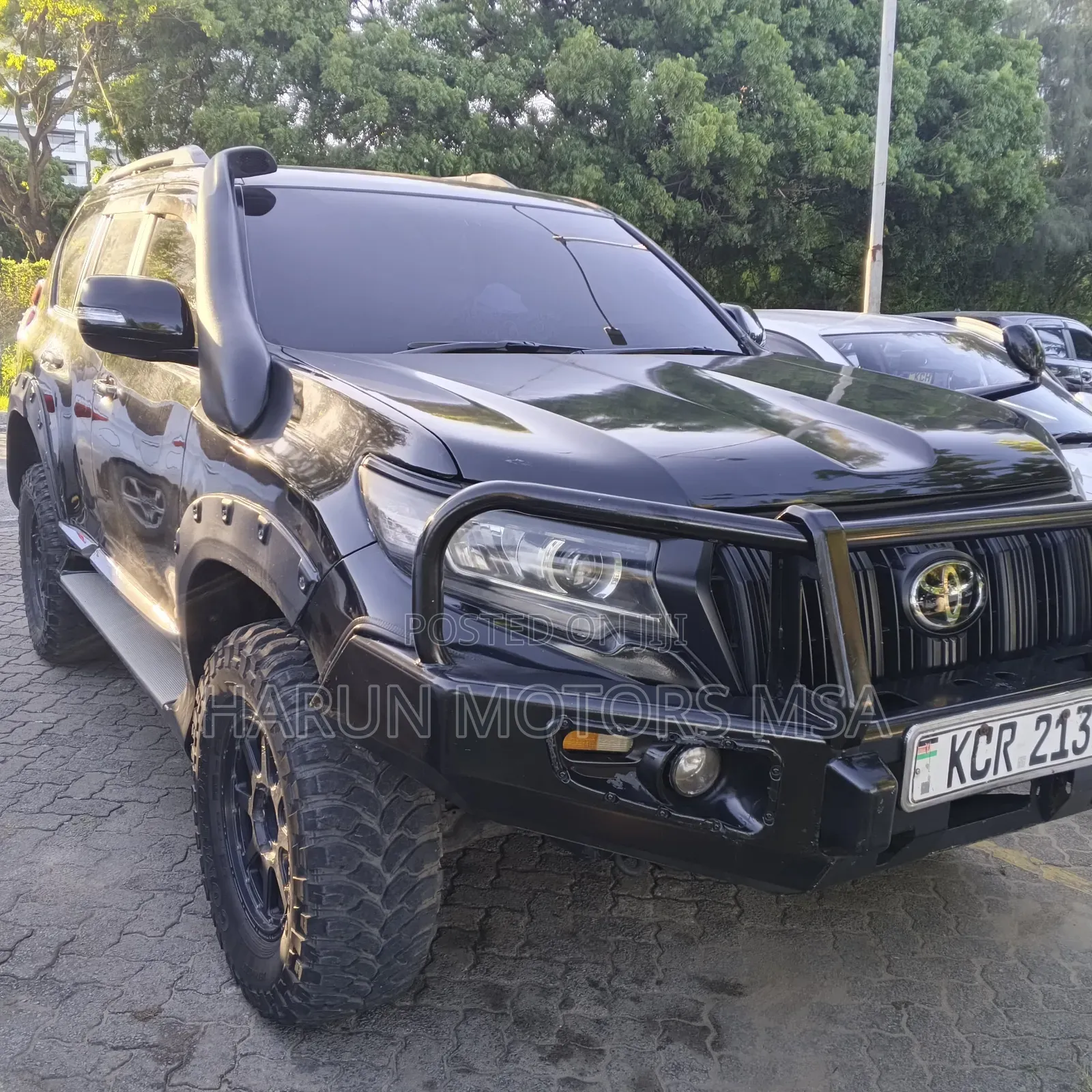 Toyota Land Cruiser 2011 Black