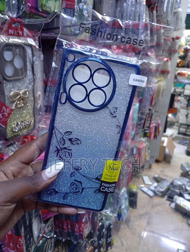 Tecno Camon 30 Tpu Cover With a Gradient Glitter Finish - thumbnail 2