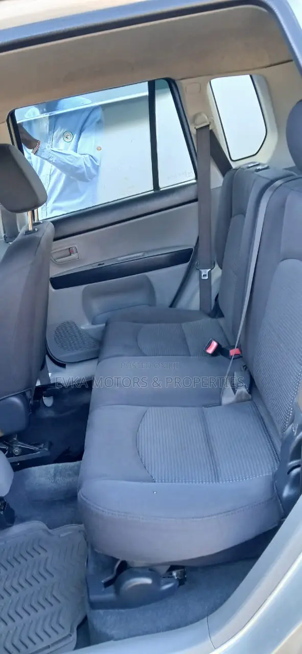 Mazda Demio 2006 Silver
