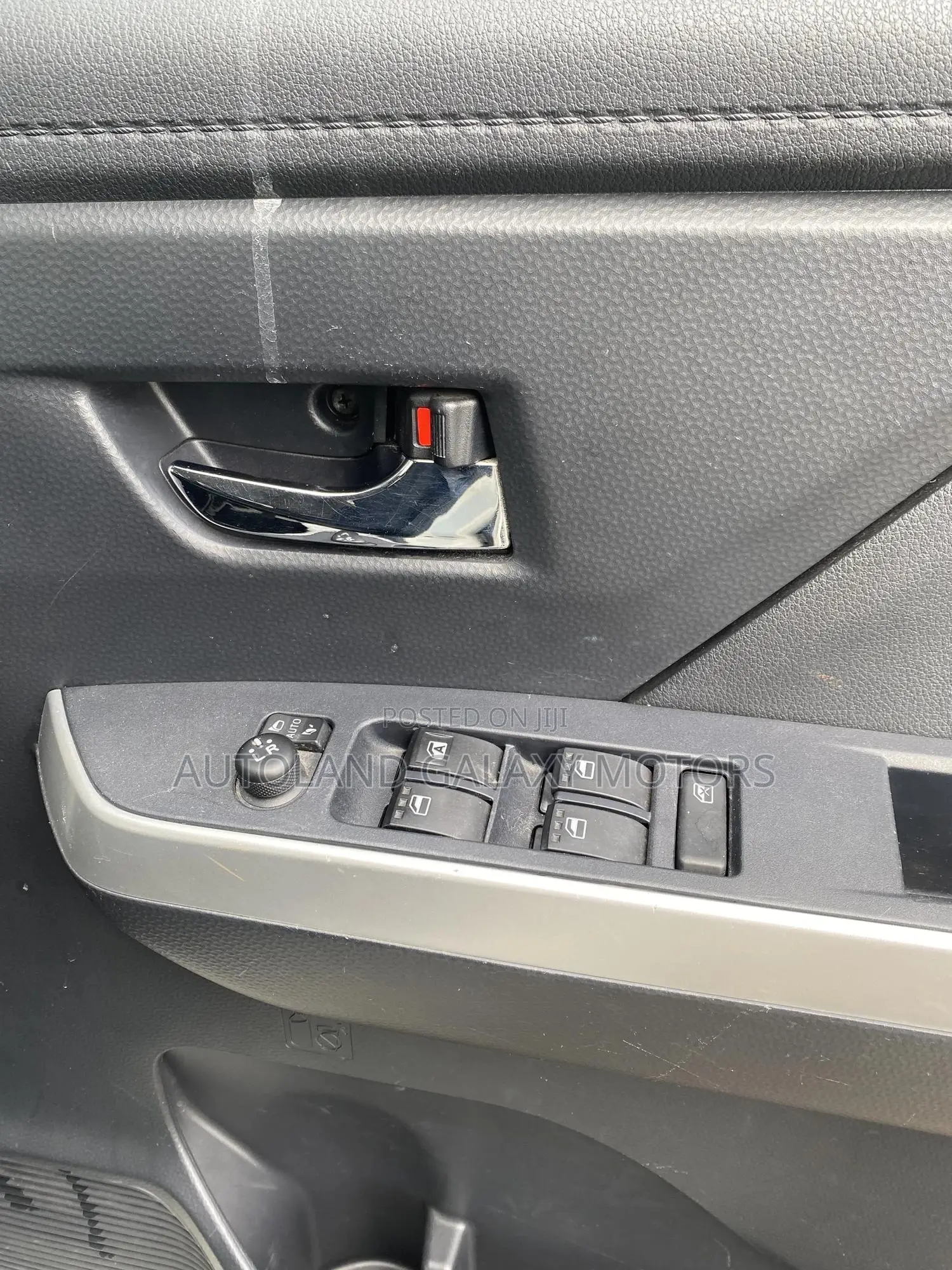 Toyota Roomy 2019 White