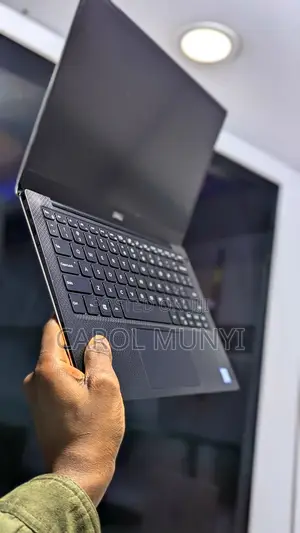 Laptop Dell XPS 13 9360 8GB Intel Core i7 SSD 256GB