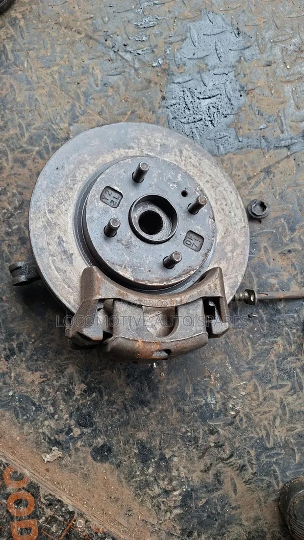 Front Hub Demio 2012 - thumbnail 2