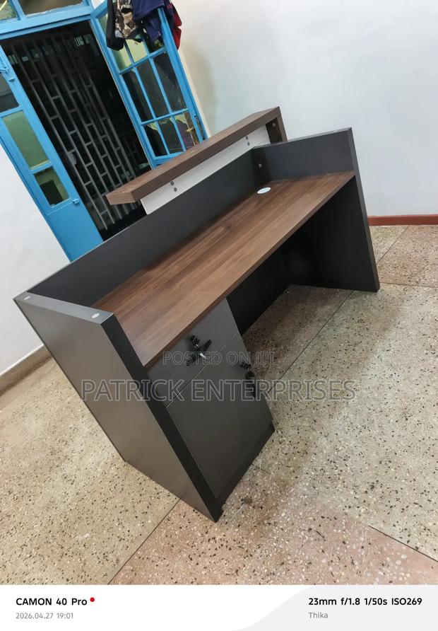 Executive Imported Modern Reception Desk 1.8 MTRS - thumbnail 2