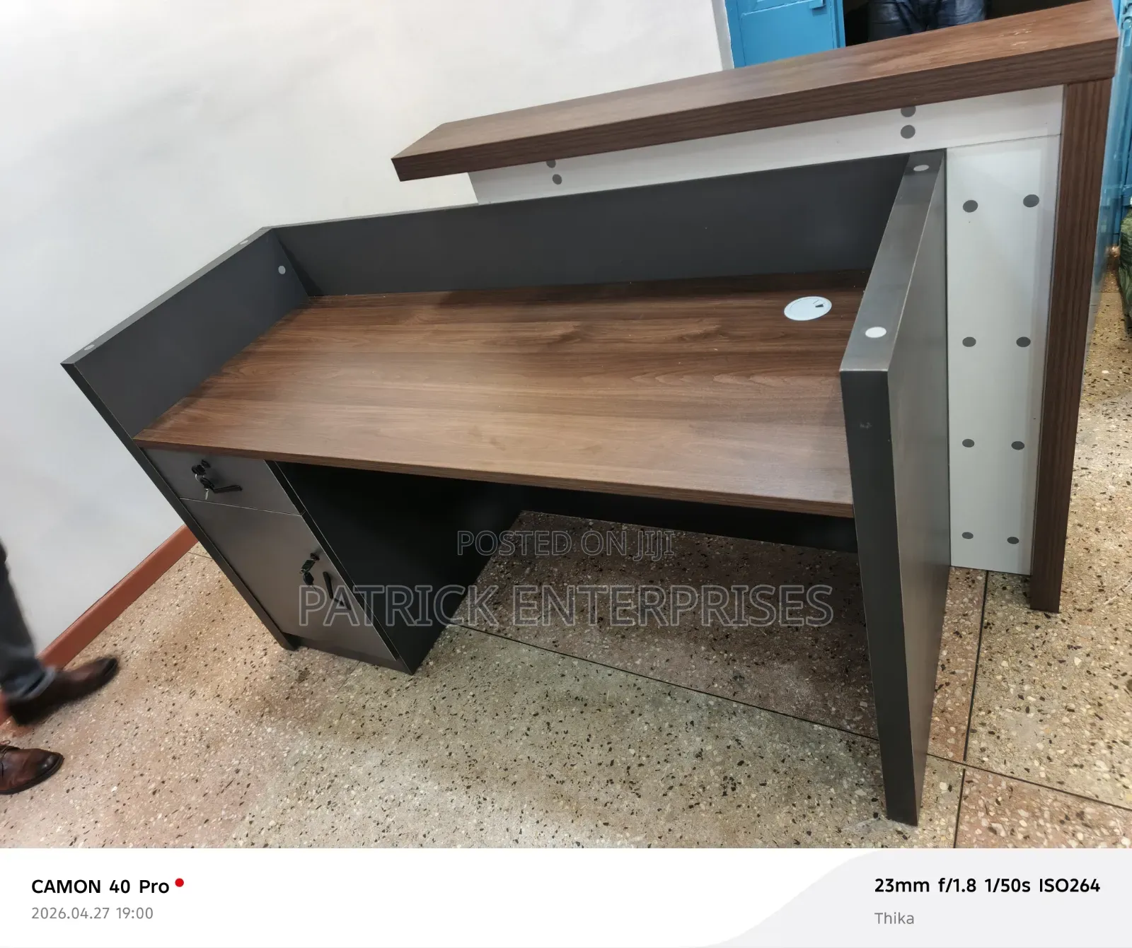 Executive Imported Modern Reception Desk 1.8 MTRS