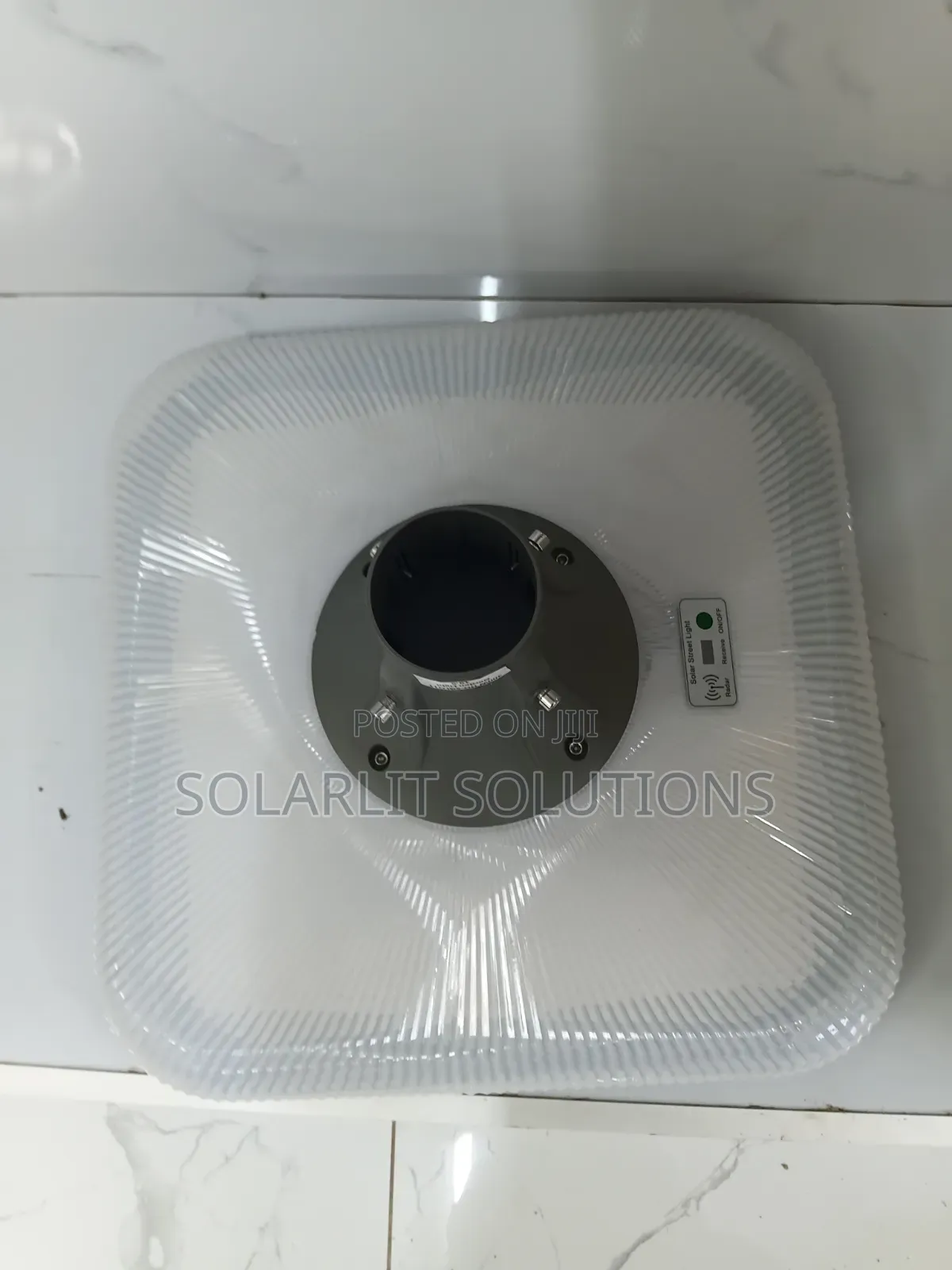 Ufo-Style Solar Led Garden Light
