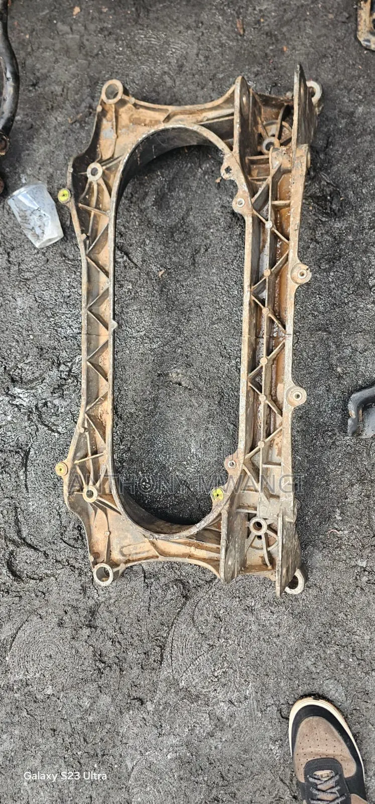 Toyota Mark X 2wheel Cross Member