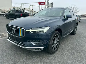 Volvo XC60 T5 Momentum AWD 2019 Blue