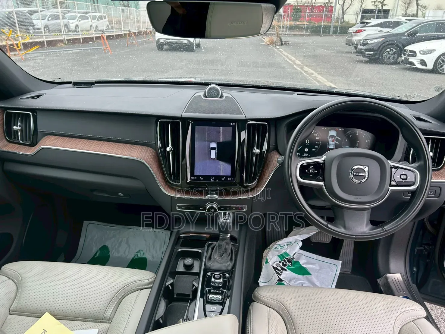 Volvo XC60 T5 Momentum AWD 2019 Blue