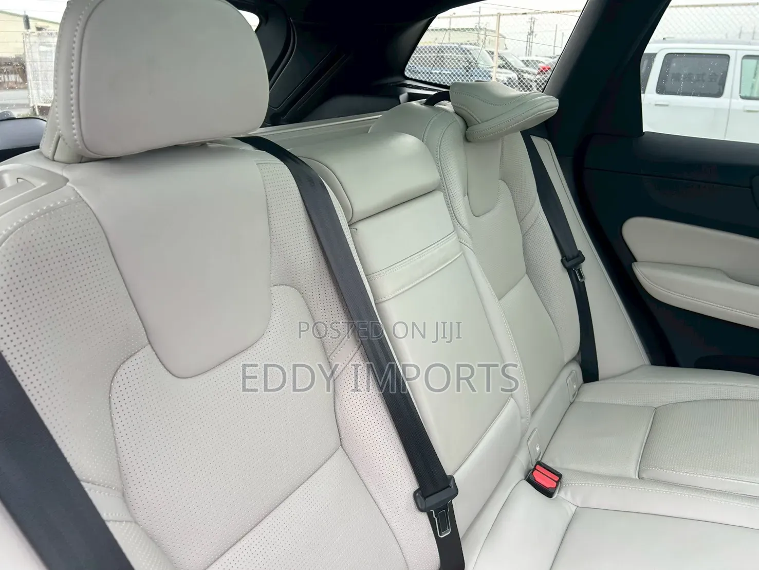 Volvo XC60 T5 Momentum AWD 2019 Blue