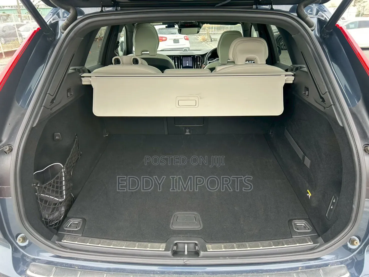 Volvo XC60 T5 Momentum AWD 2019 Blue