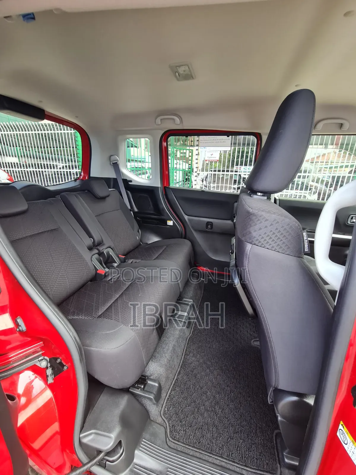 Suzuki Solio 2019 Red
