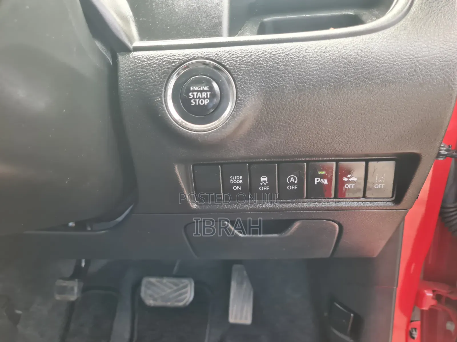 Suzuki Solio 2019 Red