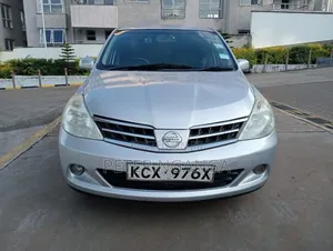 Nissan Tiida 1.5L 16V 2012 Silver
