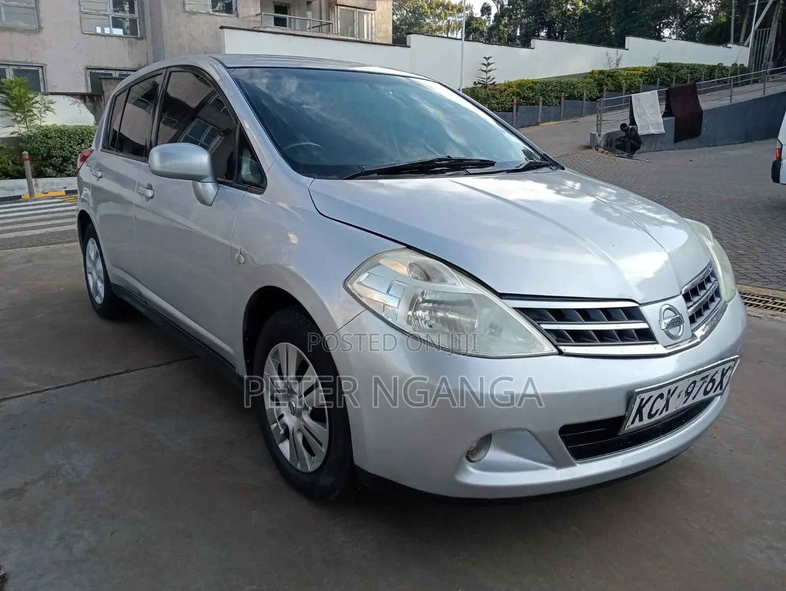 Nissan Tiida 1.5L 16V 2012 Silver