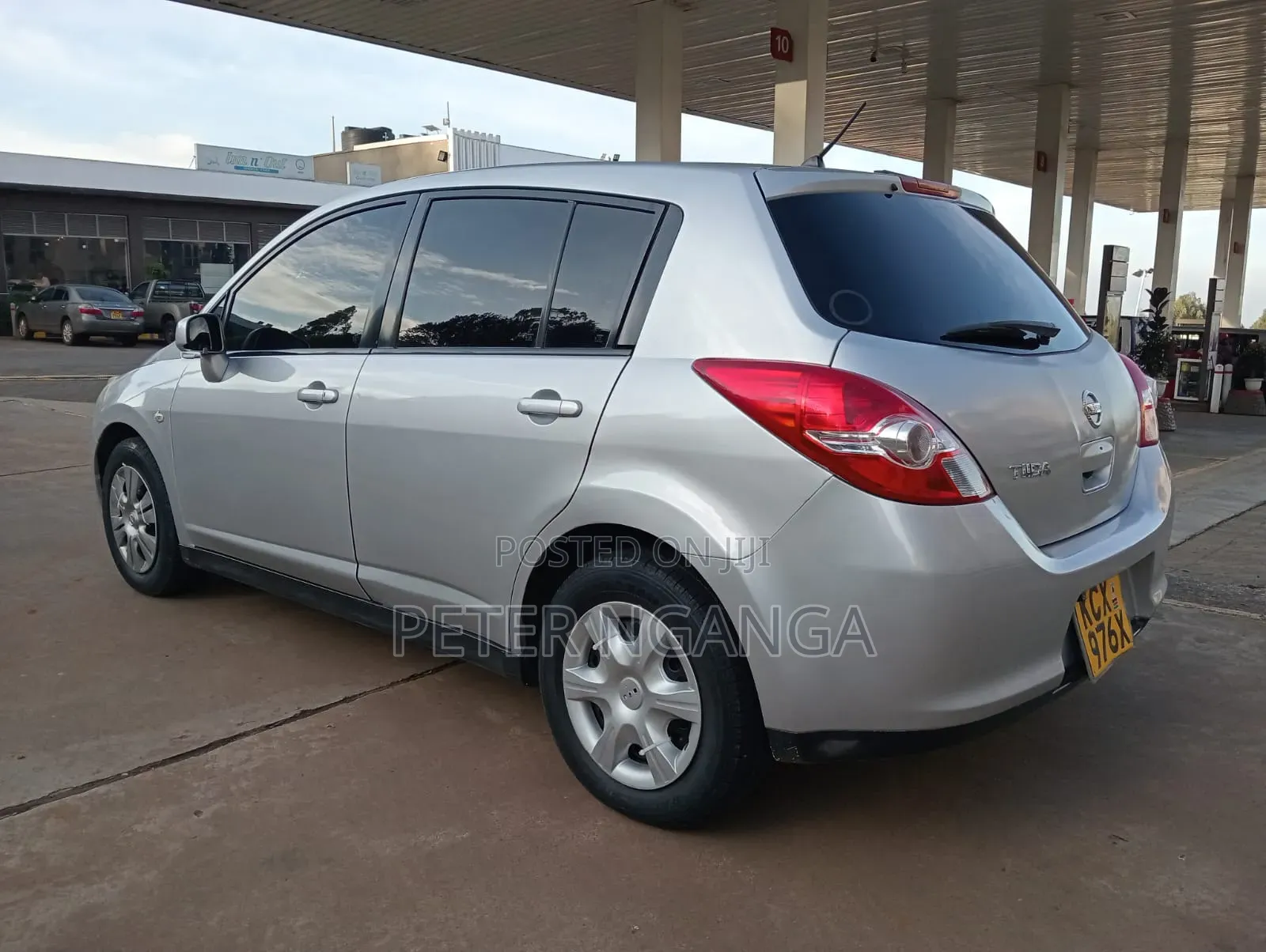 Nissan Tiida 1.5L 16V 2012 Silver