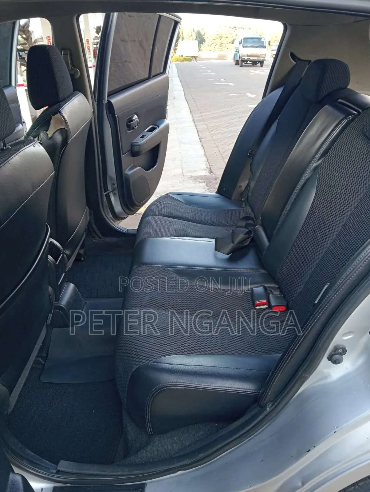 Nissan Tiida 1.5L 16V 2012 Silver