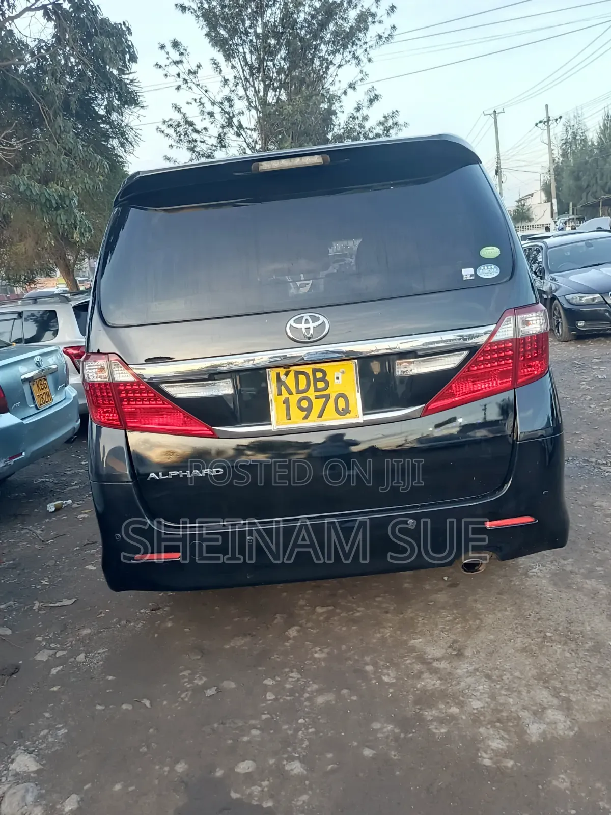 Toyota Alphard 2013 Black